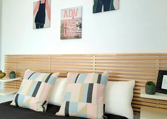 Sherryflat Neira - Parking Апартаменти