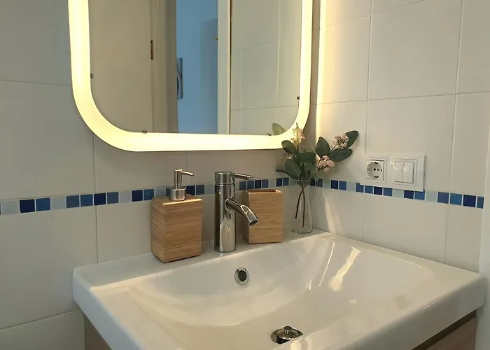 Sherryflat Neira - Parking Апартаменты