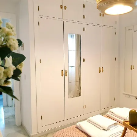 Appartement Sherryflat Neira - Parking